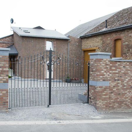 L'Etable D'Evelyne Hotel Bastogne Kültér fotó